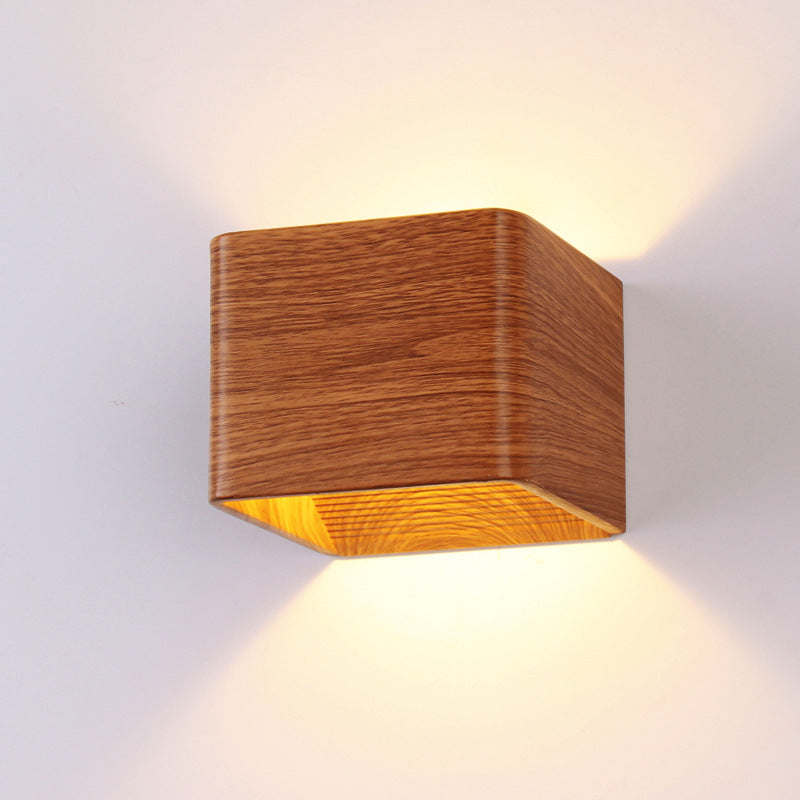 Square LED indoor wall lamp